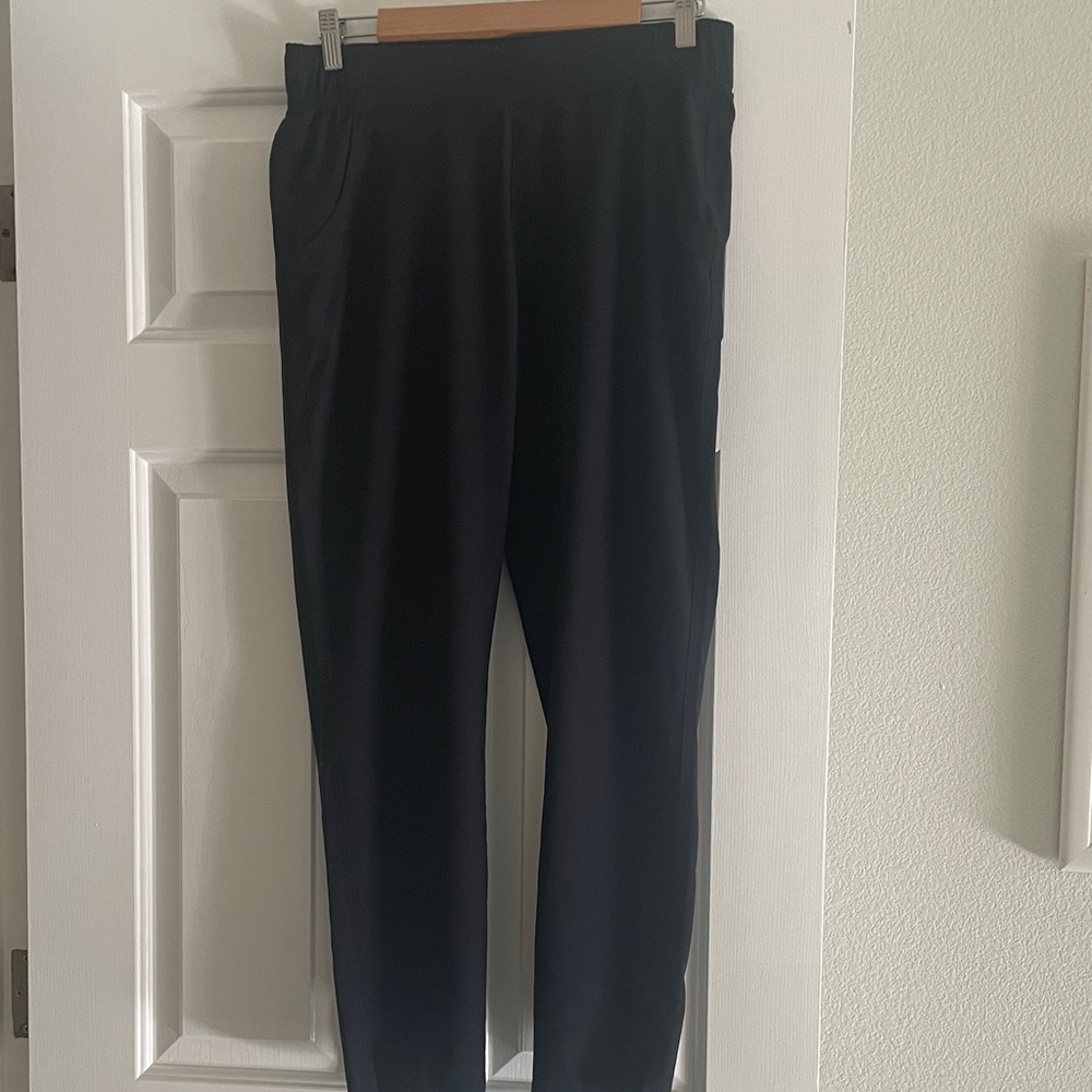 Eddie Bauer Women's Black Travel Pants